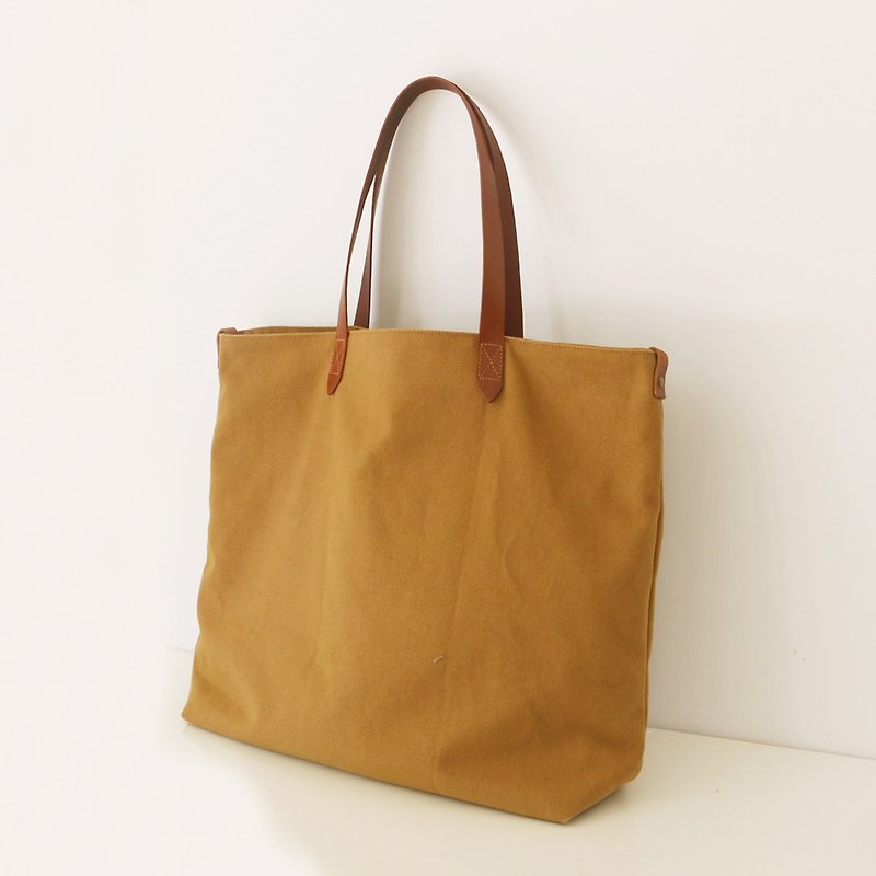 The owner’s favorite caramel canvas tote bag, extra large capacity, practical and durable shoulder bag BB19005 - กระเป๋าแมสเซนเจอร์ - ผ้าฝ้าย/ผ้าลินิน สีนำ้ตาล