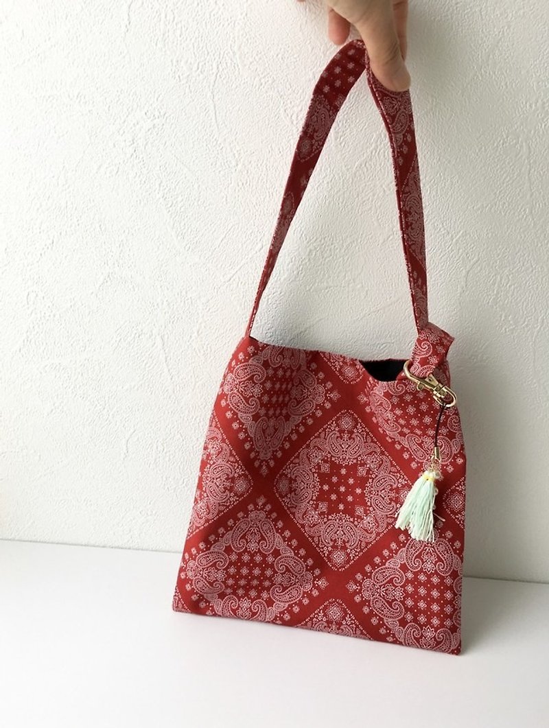 2 Way Mini Bag with Tassels charm / Red version - กระเป๋าเครื่องสำอาง - ผ้าฝ้าย/ผ้าลินิน สีแดง