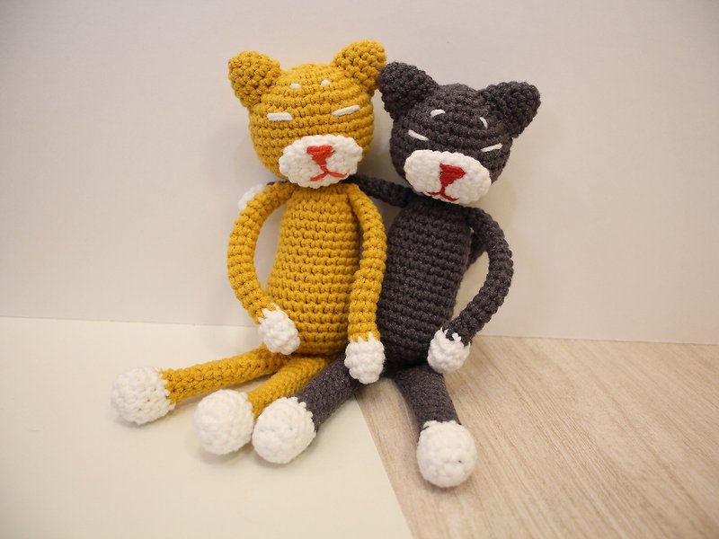 手工鉤織-懶貓mini 訂製色 創意玩偶/吊飾鑰匙圈/居家擺件 - 吊飾 - 棉．麻 