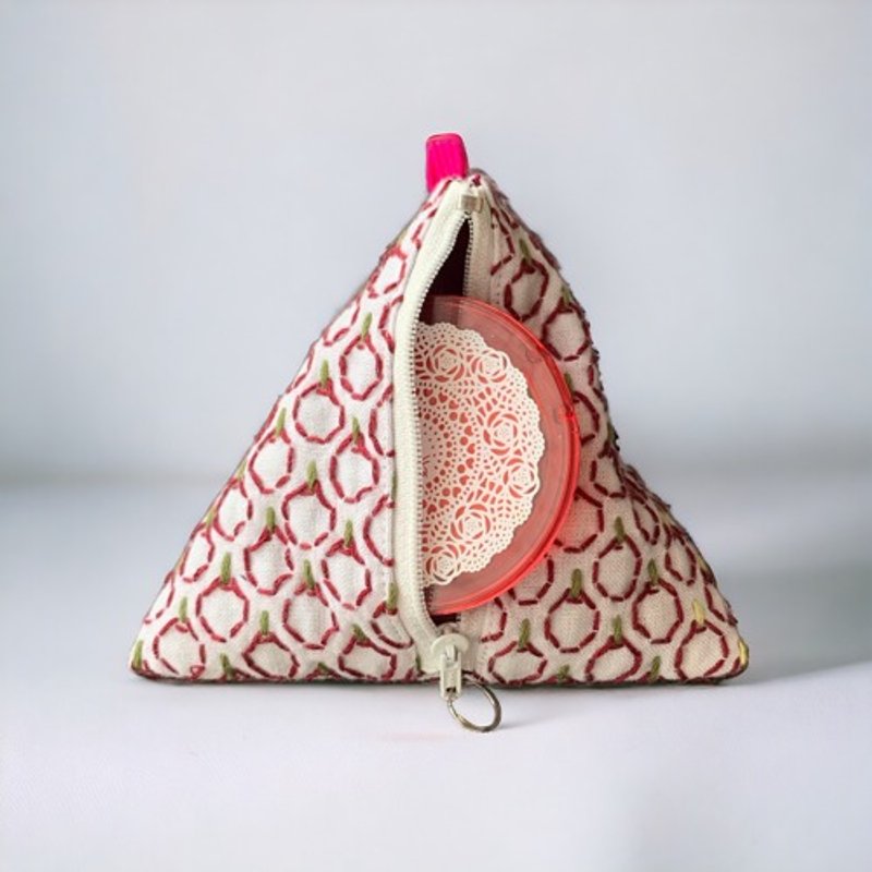 Pinkoi Proxy Purchase -  Tetra Pouch [Shipping Included] Sashiko Remake Red - Toiletry Bags & Pouches - Cotton & Hemp 