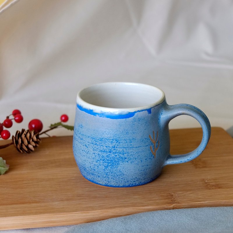 Autumn night blue gray coffee cup / hand cup - แก้วมัค/แก้วกาแฟ - ดินเผา สีน้ำเงิน