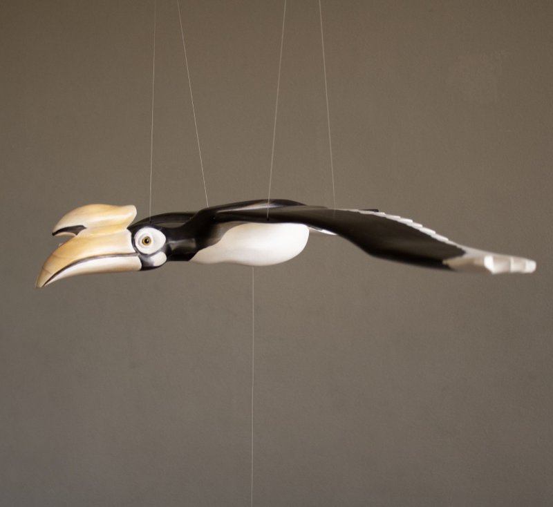 東方黑白犀鳥木雕吊飾, 手工雕刻居家藝術擺飾 - 擺飾/家飾品 - 木頭 黑色