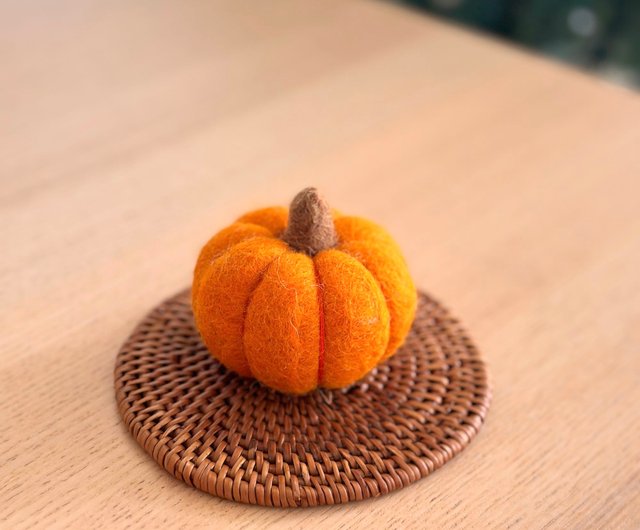 ハロウィンの飾り かわいい小さなカボチャ カボチャ ハロウィン