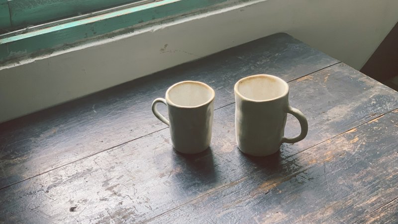 Icing White A Chou Small Mark Pair Cup - Cups - Pottery White