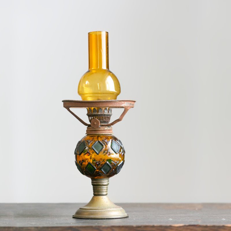 Nostalgic old brown glass kerosene lamp decoration - โคมไฟ - วัสดุอื่นๆ 