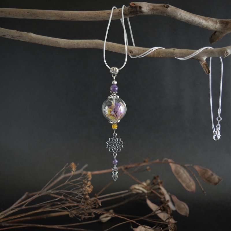Dried flower witch necklace Real wildflower in a glass sphere pendant necklace - Necklaces - Plants & Flowers Purple
