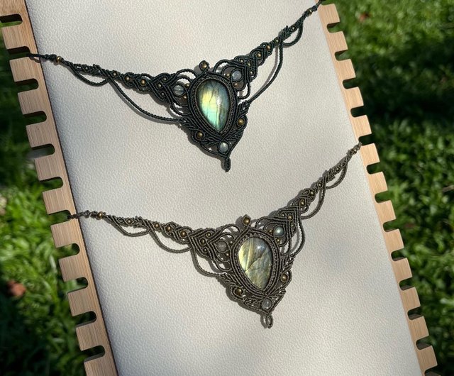 Xiyingyao マクラメ細長いパラフィンスレッドネックレス手織り鎖骨