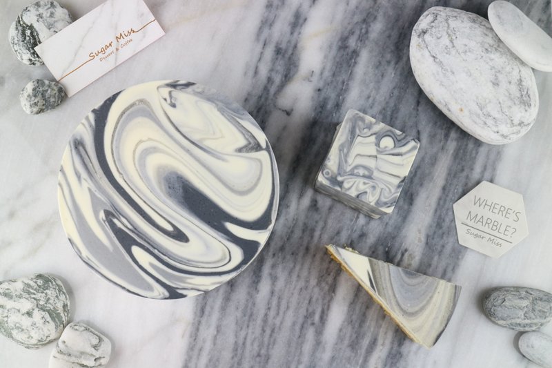 2020 Apple Daily Mother's Day Cake No. 3 Black and White Marble Cheese Cake 6 inches - Cake & Desserts - Other Materials 