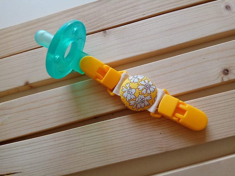 Yellow flower universal clip, handkerchief clip, double-head clip (both sides have patterns, can be used on both sides) - ผ้ากันเปื้อน - ผ้าฝ้าย/ผ้าลินิน สีส้ม