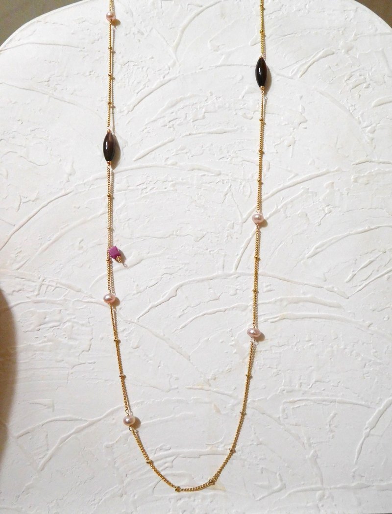 Special alloy brown butterfly oyster pink pearl asymmetric long chain - Necklaces - Other Materials Gold