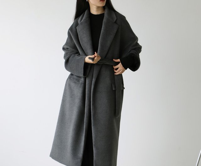 lawgy drop shoulder gather coat-