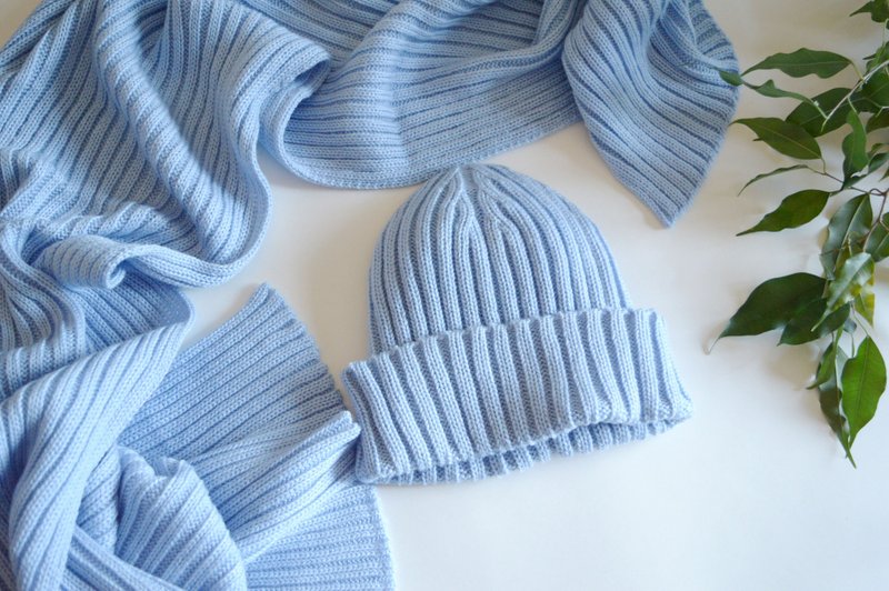 Knitted hat and scarf set. Unisex hat and scarf. - หมวก - ขนแกะ สีน้ำเงิน