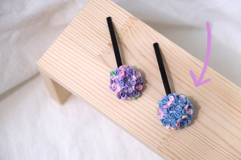 Purple-Japanese original two-tone hydrangea hair accessories-blue and pink - เครื่องประดับผม - ผ้าฝ้าย/ผ้าลินิน หลากหลายสี