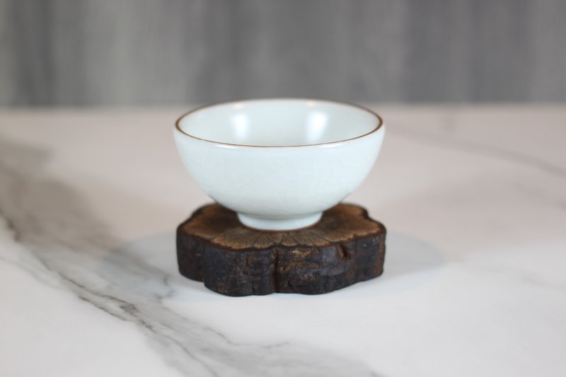 [Teacher's Day Gift] The works of Ye Minxiang, a famous tea cup master, with the purple mouth opening of the Yuebai Ru Kiln - Teapots & Teacups - Pottery 