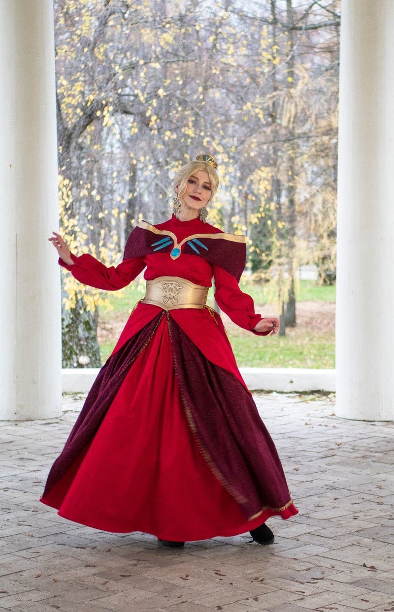 IN STOCK - duchess Satine Kryze dress - Star Wars cosplay - ชุดราตรี - เส้นใยสังเคราะห์ สีแดง