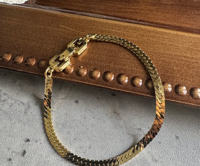 Men's Givenchy Gold Chain Bracelet Herringbone sold