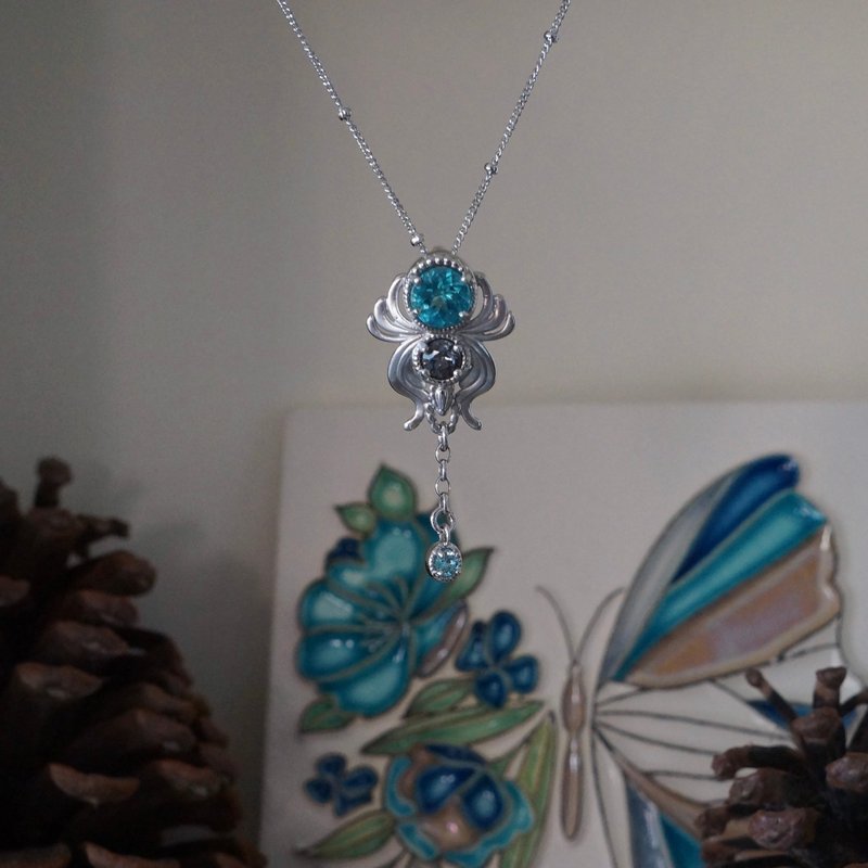 Spider Only One Series Stone Necklace 925 Silver Plated White K - สร้อยคอ - เงินแท้ สีเงิน