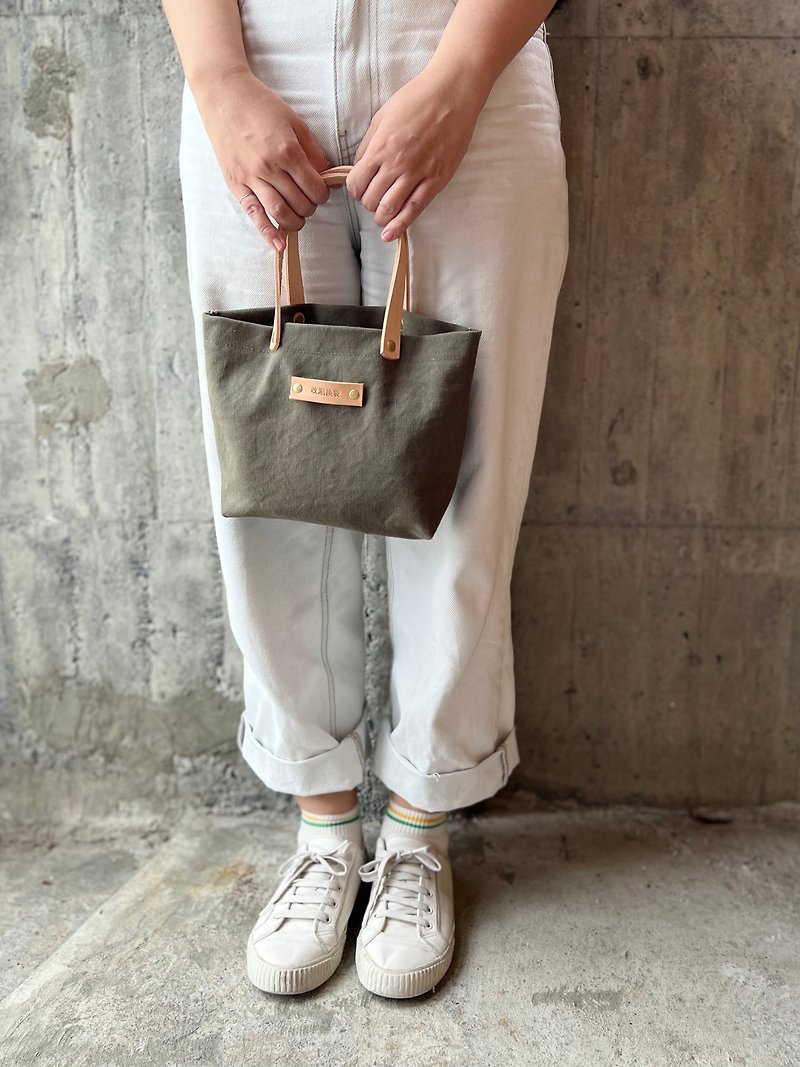 Leather sail small bag--military green can be used as a meal bag, convenient small bag when going out [change tide bag] - กระเป๋าถือ - ผ้าฝ้าย/ผ้าลินิน สีเขียว