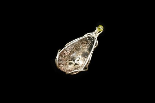 鉍元素 SBI 【水晶系列】白幽靈 銅纏繞墜飾 綴橄欖石