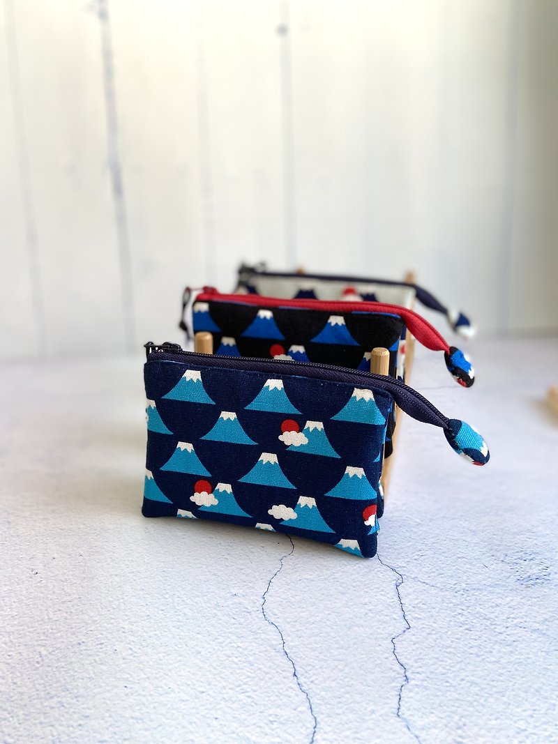 Mount Fuji five-layer small bag can be placed directly in your pocket. Three-color Mother's Day birthday exchange gift - Coin Purses - Cotton & Hemp 