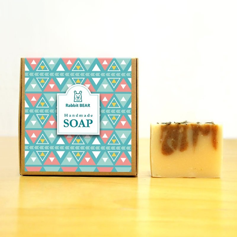 Natural camellia oil shampoo bath cold hand soap (suitable for dry, neutral) ★ Rabbit Bear ★ - สบู่ - วัสดุอื่นๆ สีกากี