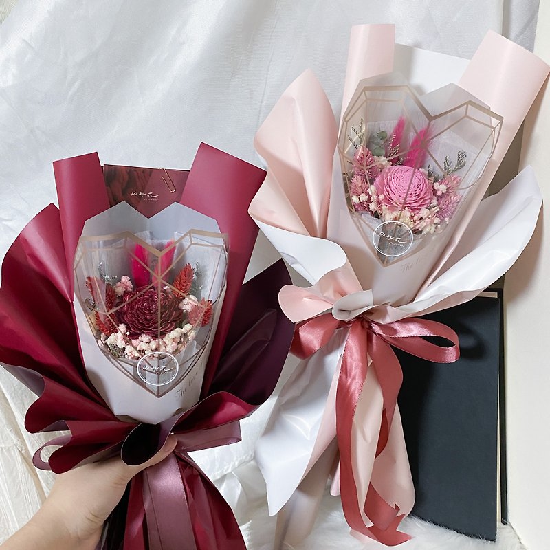 Single Flower Diamond Heart Graduation Bouquet - Dried Flowers & Bouquets - Plants & Flowers Multicolor