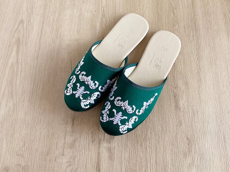 手繡室內拖鞋 - 蝙蝠(綠色) - 室內拖鞋 - 棉．麻 綠色