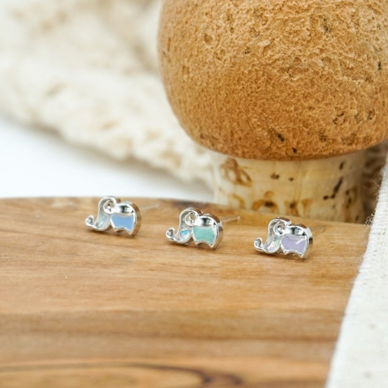 Money-making elephant Pierced Earring - Earrings & Clip-ons - Resin Blue