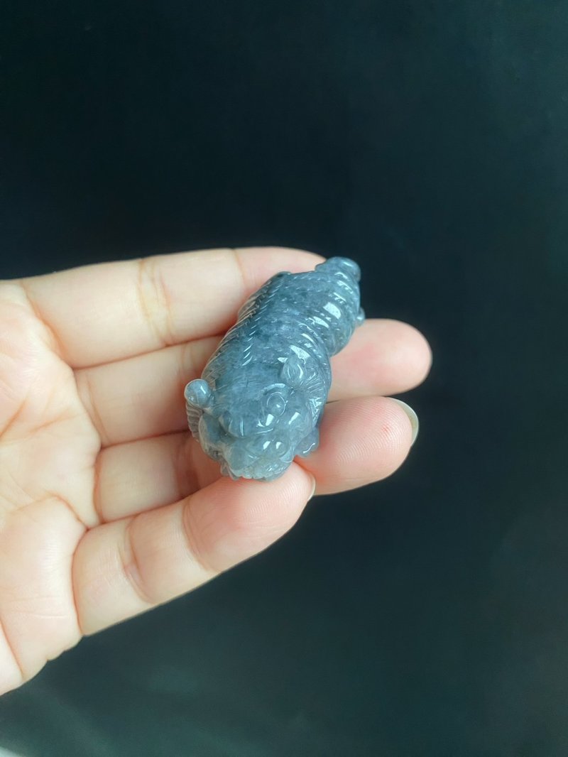 天然緬甸玉翡翠 烏雞 老虎 聚財招福 小擺件  招財守庫 可綁繩佩 - 其他 - 玉石 黑色