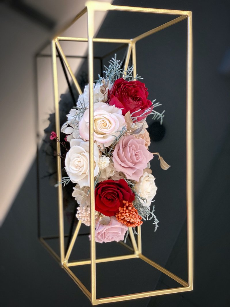 壁掛框花 立體金框花 開幕慶花禮 入厝禮 餐桌花 永生花 不凋花 - 壁貼/牆壁裝飾 - 植物．花 多色