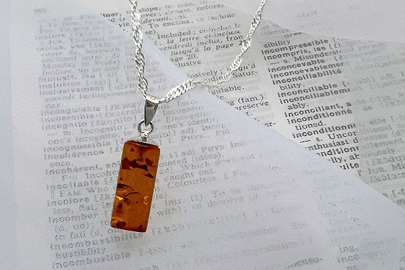 | Natural Amber| Sterling Silver Necklace| One Only| Valentine's Day Gift Box| - สร้อยคอ - โลหะ สีทอง