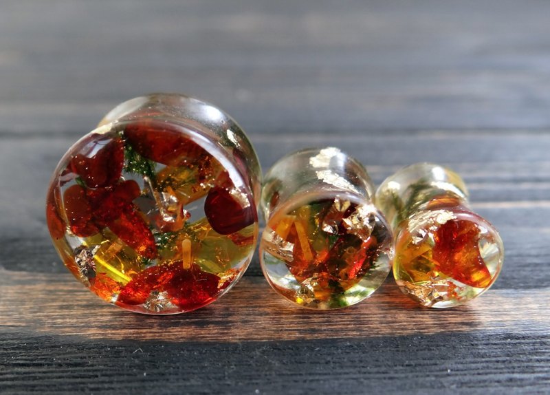 Amber Gold plugs gauges Nature Baltic Stone jewelry Resin - 耳環/耳夾/耳骨夾 - 石頭 金色