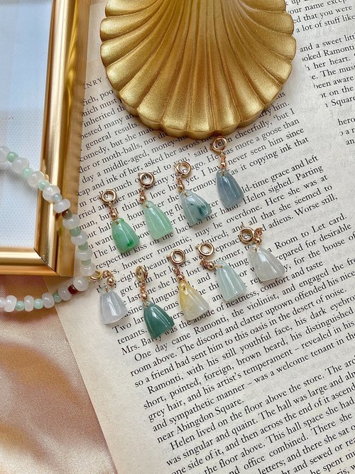翡翠設計館 / 賞翠•玩翠 EXE Jewelry 高冰種/冰種蓮蓬翡翠14k包金隨意扣 |天然緬甸翡翠