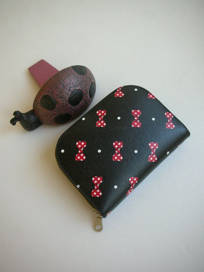 "Butterfly Knot" tarpaulin - short clip / wallet / purse / gift - กระเป๋าสตางค์ - วัสดุกันนำ้ สีดำ