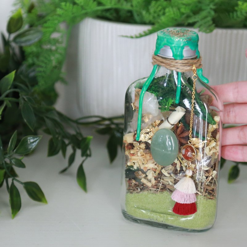 Witch Spell Bottle - Welath - Items for Display - Crystal Green