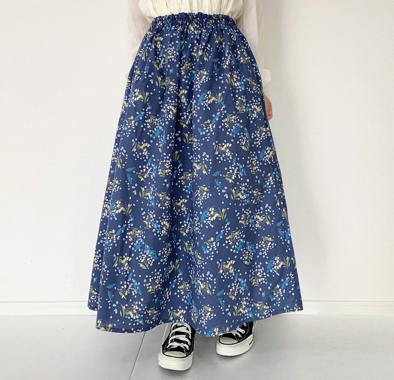 Lily of the valley　Floral　Long skirt　cottonlinen　blue - Skirts - Cotton & Hemp Blue