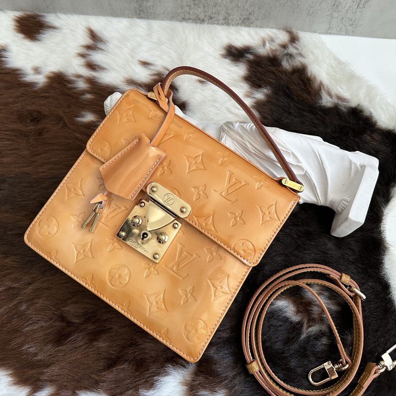 LOUIS VUITTON ルイ・ヴィトン モノグラム ヴェルニ スプリングストリート ハンドバッグ - ショルダーバッグ - 革 ブラウン