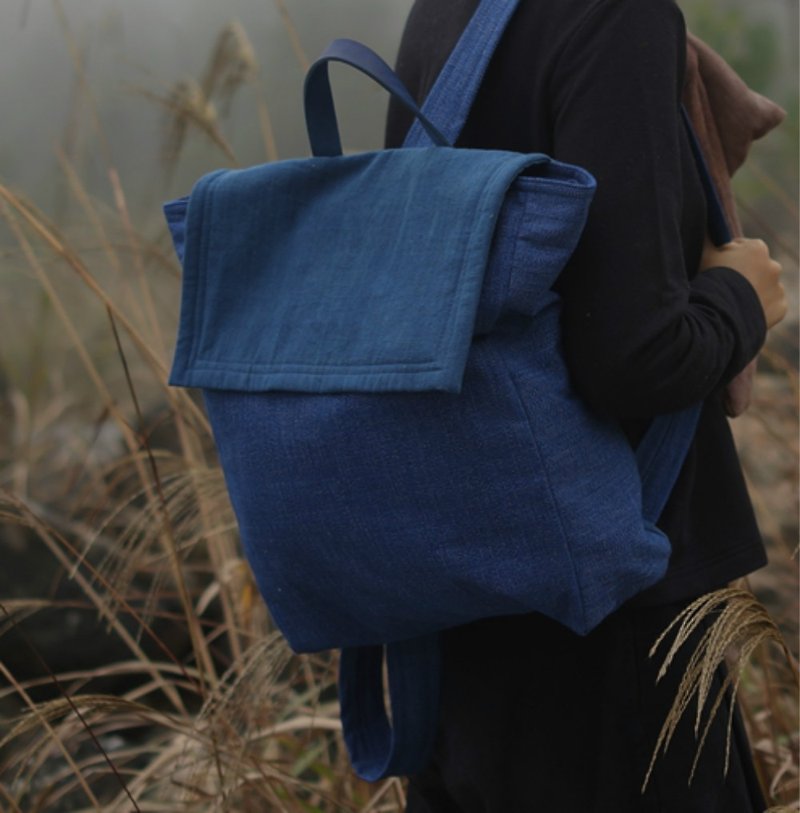 Ants, earthworm, potato, dyed, blue, plant, hand-woven, quilted, schoolbag, patchwork, large-capacity backpack - กระเป๋าเป้สะพายหลัง - ผ้าฝ้าย/ผ้าลินิน สีน้ำเงิน