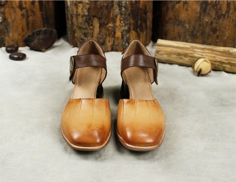 Leather retro single shoes shallow mouth handmade shoes with women's shoes - รองเท้ารัดส้น - หนังแท้ สีเหลือง