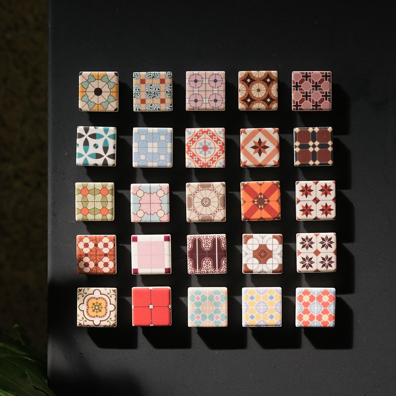 | Retro tile series | Tile magnets - 4 pieces/25 styles in total - แม็กเน็ต - ดินเผา หลากหลายสี