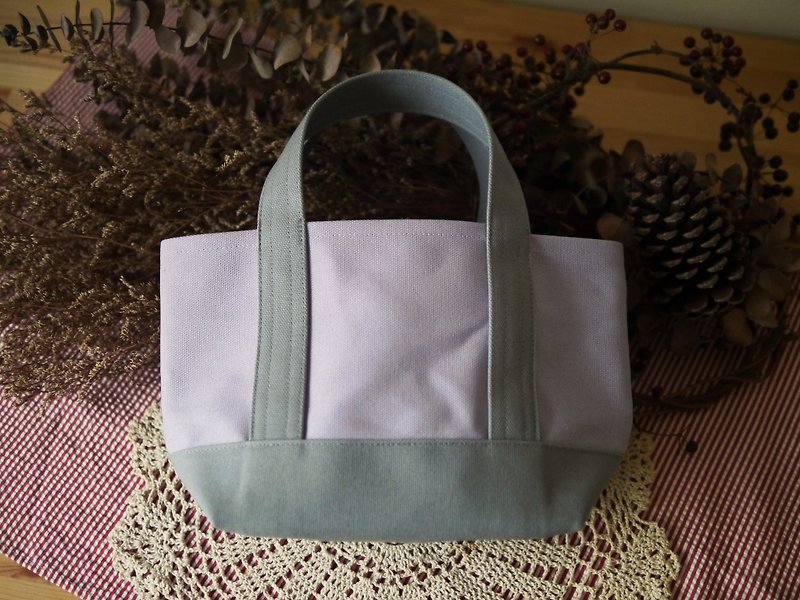 Classic tote bag Ssize lavender x gray -Lavender x gray- - กระเป๋าถือ - ผ้าฝ้าย/ผ้าลินิน สีม่วง