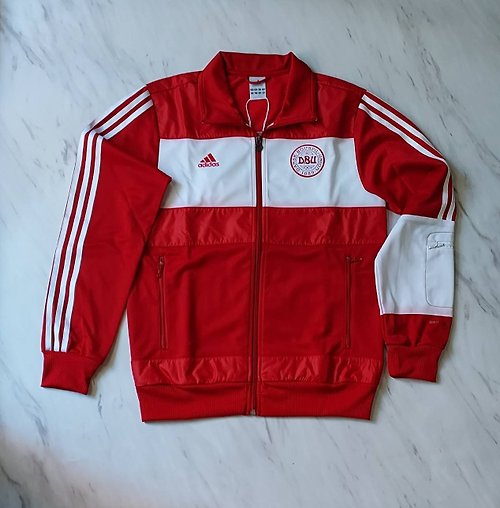 昨日好物 • yesterday nicethings 2000年Adidas 全新紅白雙色丹麥國家代表隊足球外套 全新品
