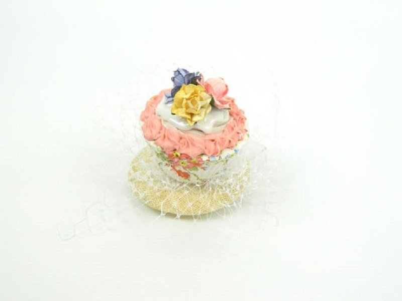 Fascinator Headpiece Vintage Shabby Chic Rose Cupcake and Veil - Birthday Party - 髮飾 - 其他材質 粉紅色