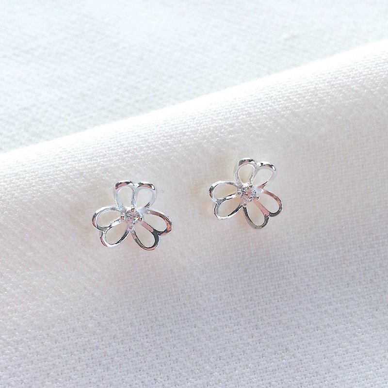 Flower Blossoming S925 Sterling Silver Earrings Allergy Free - Earrings & Clip-ons - Sterling Silver Silver