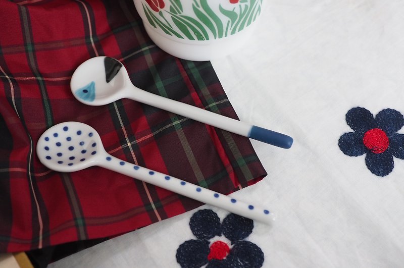 Hand-made ceramic teaspoons (2 sticks) - Cutlery & Flatware - Pottery White