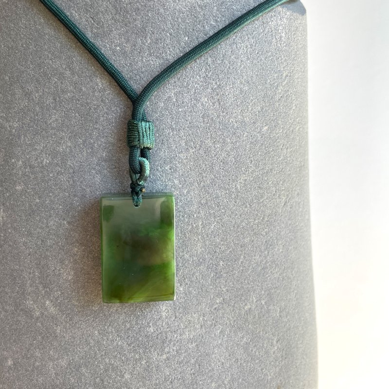 霞 - 北極玉光系列 - 台灣設計雕刻之翠玉項鍊 - 項鍊 - 玉石 綠色