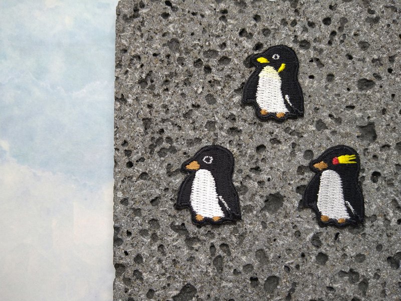 Sticker Penguin Series--Cute Penguin Embroidery King Penguin + Crested Penguin + Adélie Penguin - สติกเกอร์ - งานปัก สีดำ