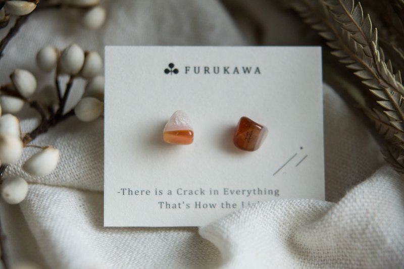 CRACK | Mineral Earrings | EARRINGS - ต่างหู - หยก สีแดง