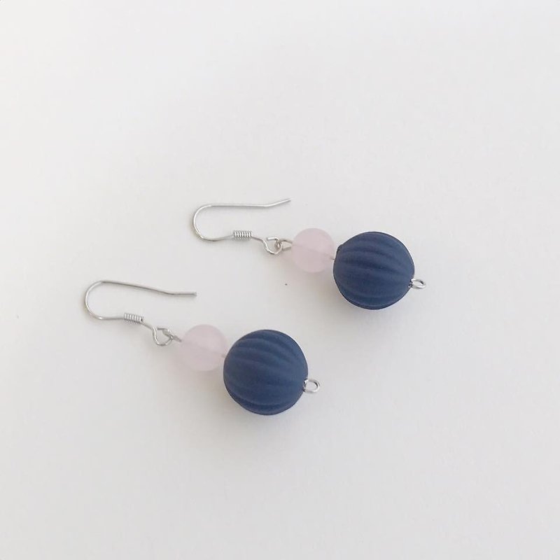 Sapphire Pink Beads Earrings Japanese Style Can Change Earrings Birthday Gifts Sisters Gifts Pastel pink Navy Dangle Earrings Japanese Style Birthday Gifts - Earrings & Clip-ons - Paper Blue
