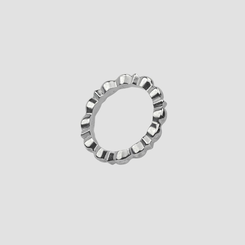 Crush Jewel Impala Ring Sterling Silver - แหวนทั่วไป - เงิน สีเงิน